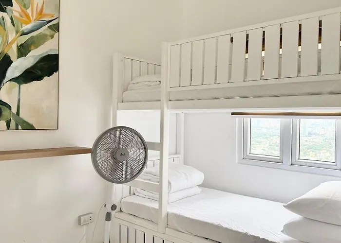 Serene Haven Iii In Tomas Morato * Manila
